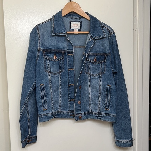 Forever 21 Jean Jacket. Size S - Picture 4 of 9